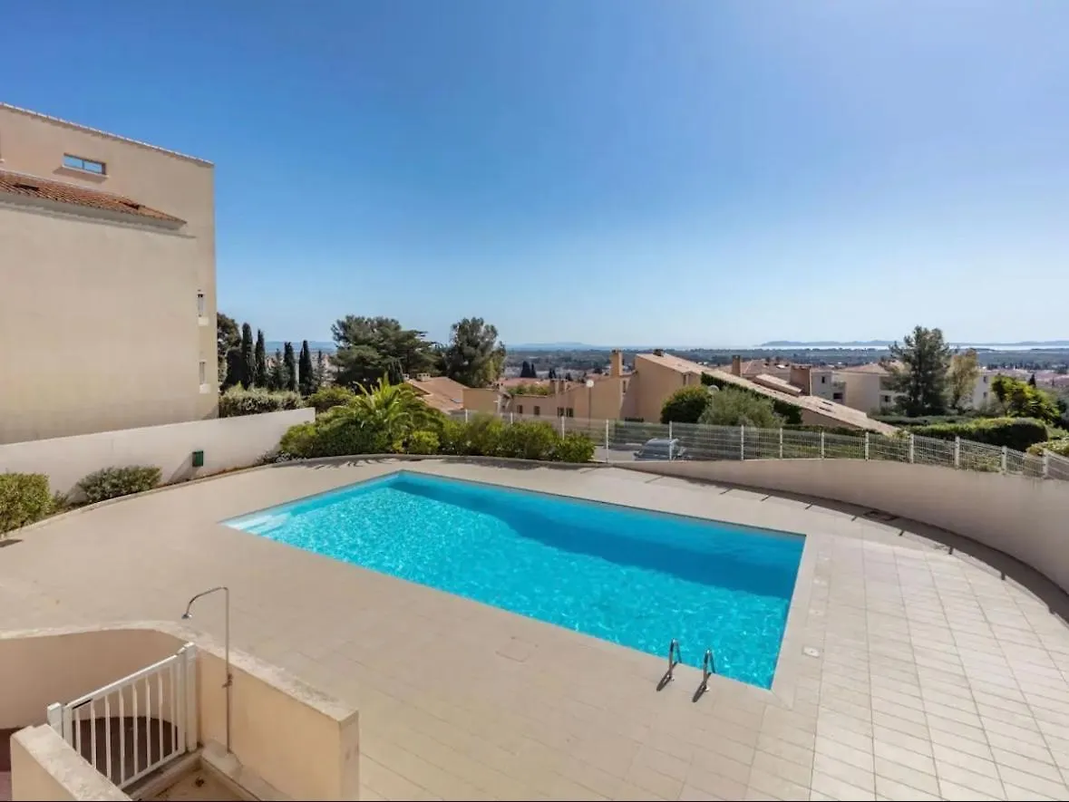 Appartement Le Soleil Bleu Hyerois à Hyères